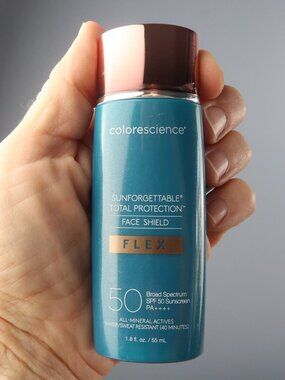 COLORSCIENCE FLEX SUNFORGETTABLE TOTAL PROTECTION FACE SHIELD - MEDIUM 50 SPF
